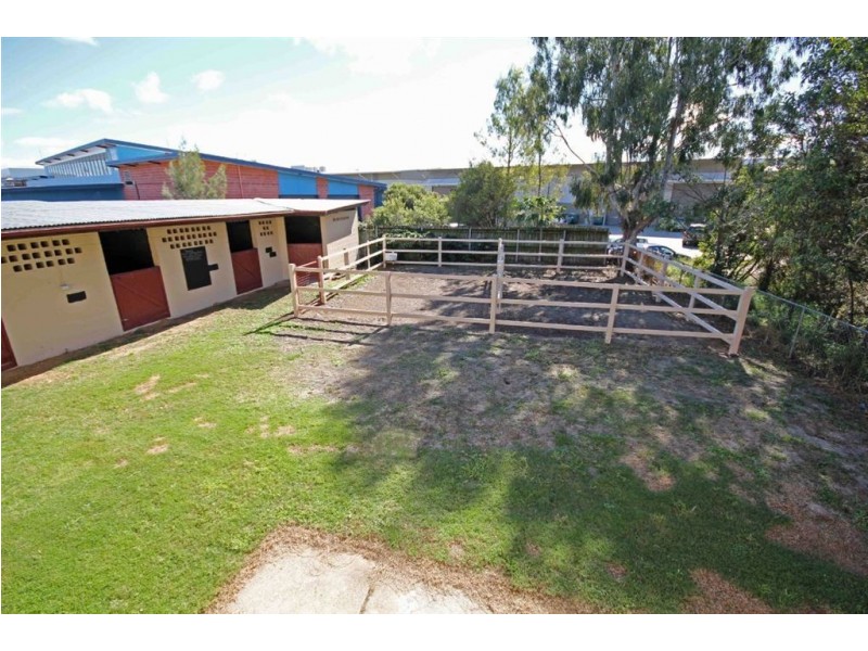 22 Gadara, Hendra QLD 4011