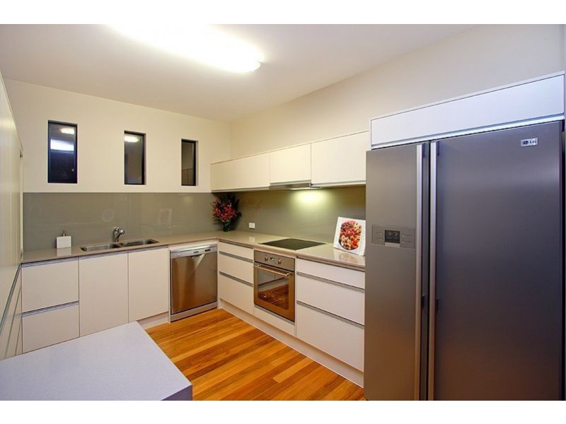 33 Hutton Street, Clayfield QLD 4011