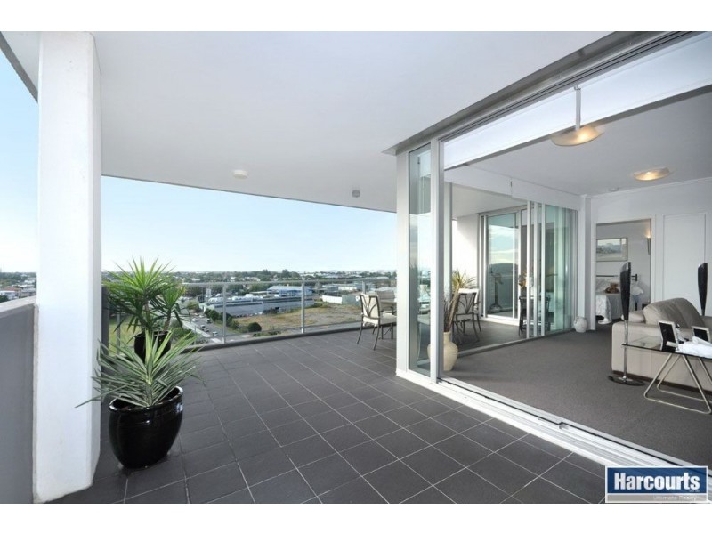 892/35 Harbour Road, Hamilton QLD 4007
