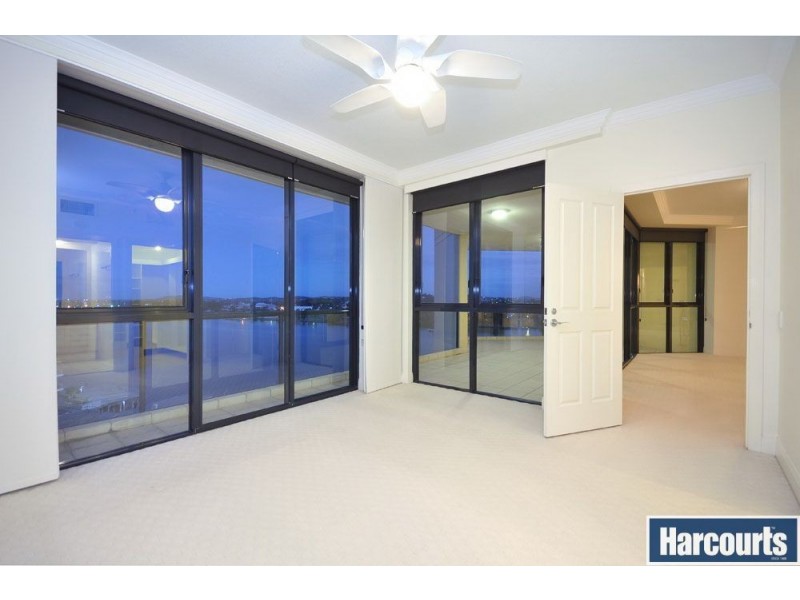 36/27 Harbour Road, Hamilton QLD 4007