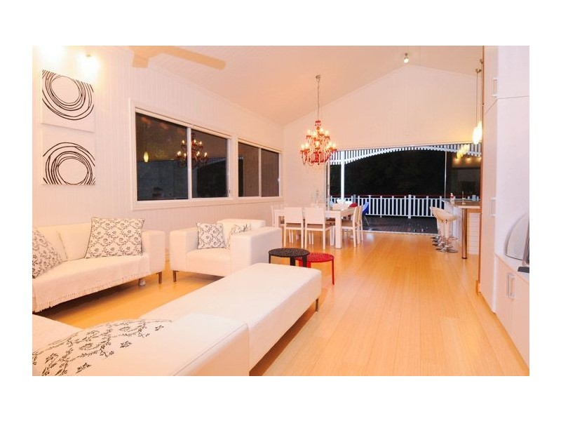 69 Charlton Street, Ascot QLD 4007