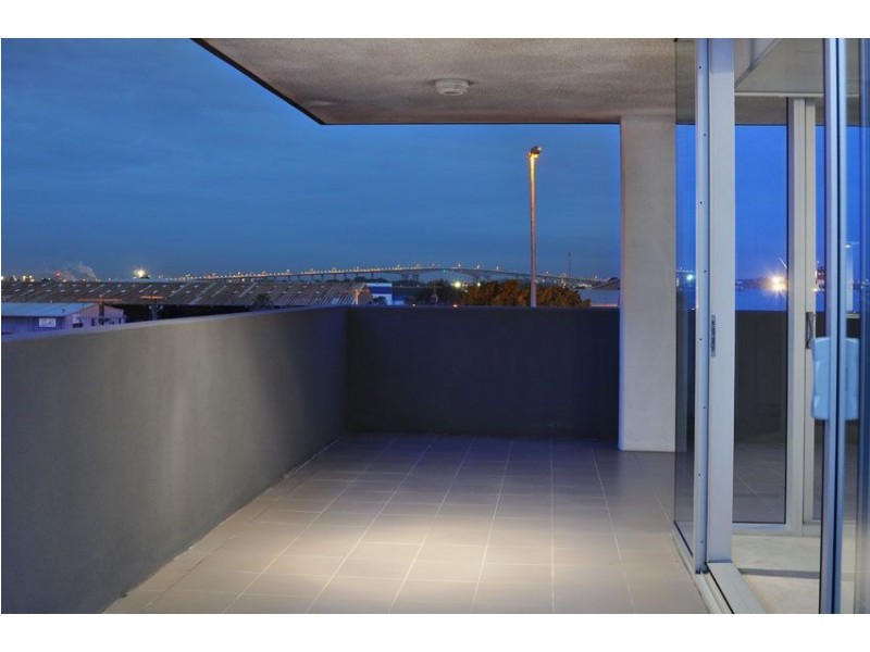 816/35 Harbour Road, Hamilton QLD 4007