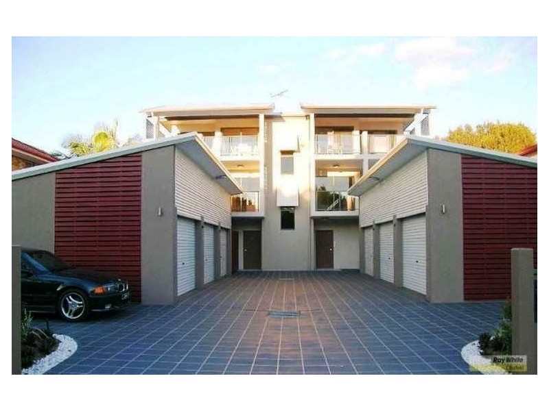 2/85 Nudgee Road, Hamilton QLD 4007