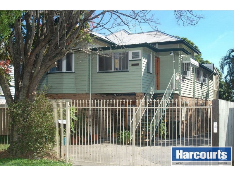 15 Flemington, Hendra QLD 4011