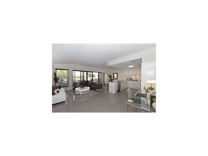 2/135 Beatrice Tce, Ascot QLD 4007