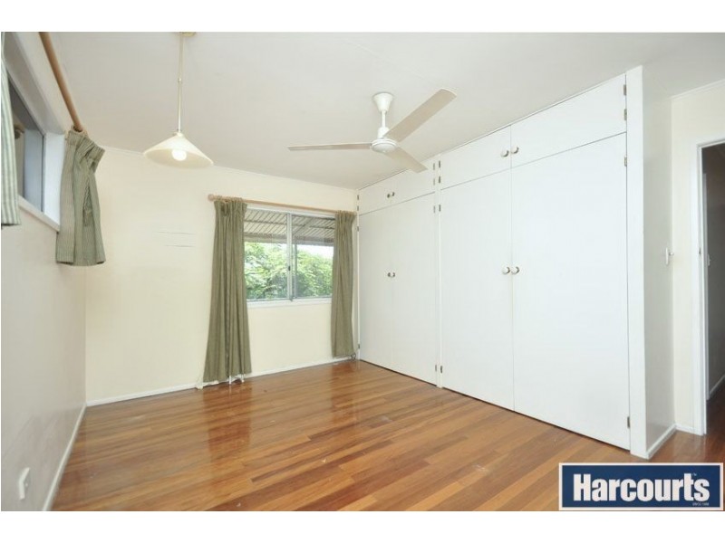 19 Webster Ave, Hendra QLD 4011