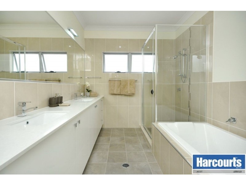 102 Cook Street, Northgate QLD 4013