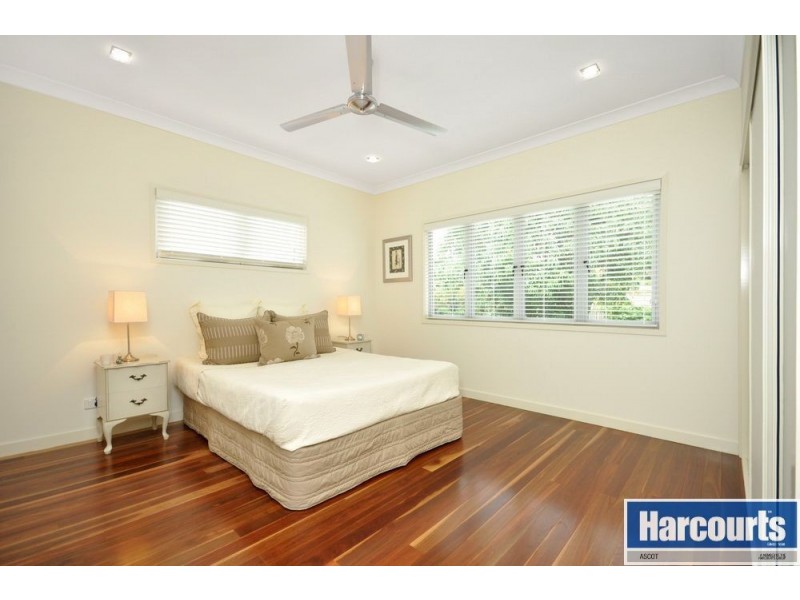 102 Cook Street, Northgate QLD 4013