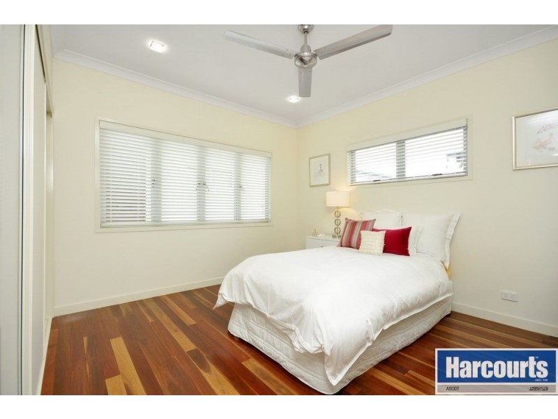 102 Cook Street, Northgate QLD 4013