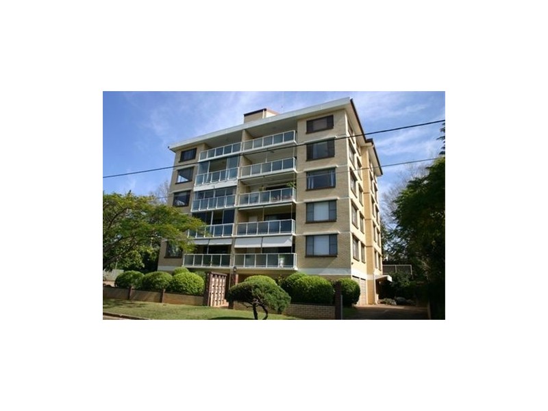 7/14 Charlton Street, Hamilton QLD 4007