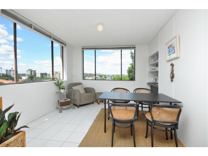 7/14 Charlton Street, Hamilton QLD 4007