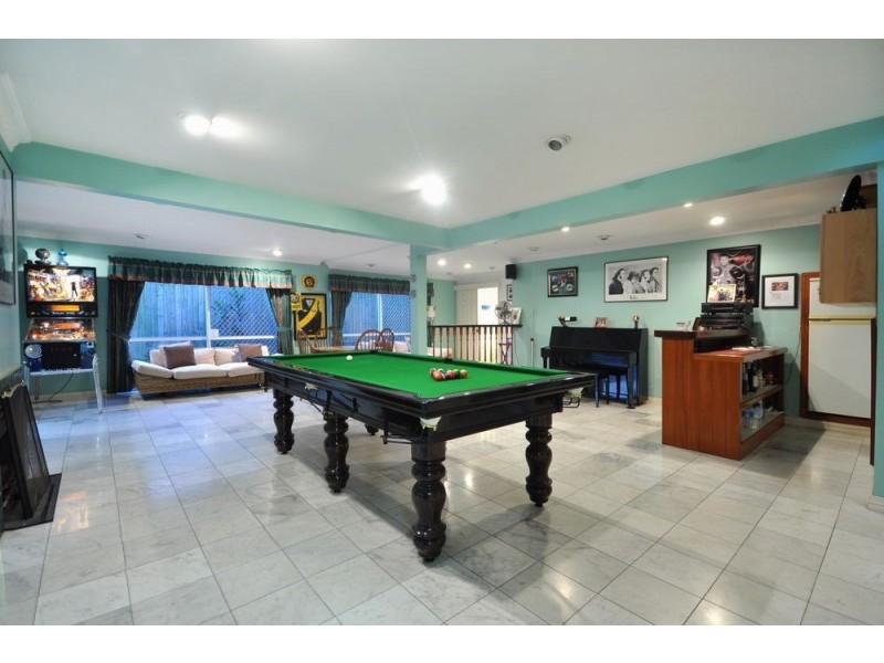 18 Jackson Street, Hamilton QLD 4007