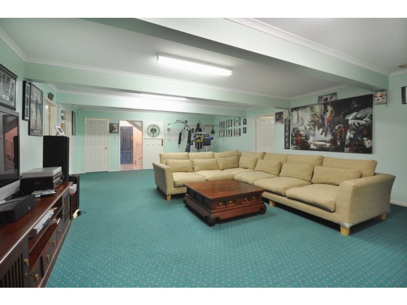 18 Jackson Street, Hamilton QLD 4007