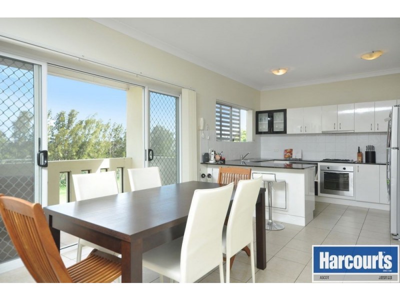 15/654 Kingsford Smith Drive, Hamilton QLD 4007