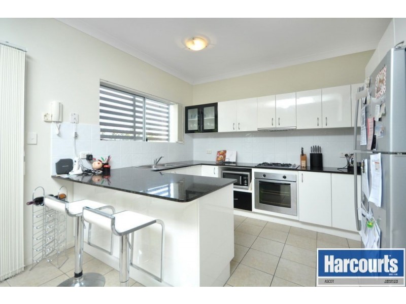15/654 Kingsford Smith Drive, Hamilton QLD 4007