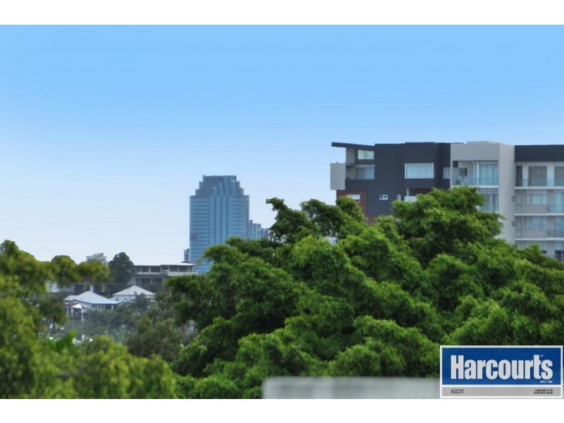 15/654 Kingsford Smith Drive, Hamilton QLD 4007