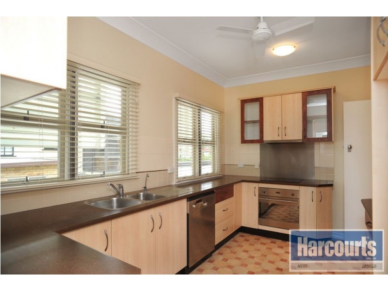 1 Strathdale Street, Aspley QLD 4034