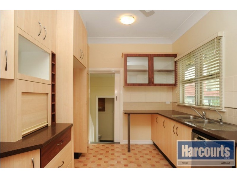 1 Strathdale Street, Aspley QLD 4034