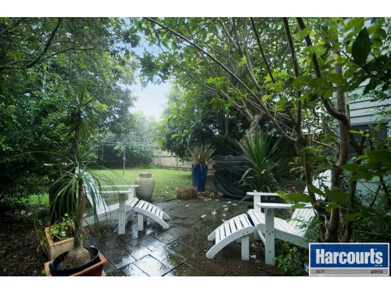 10 Vine Street, Ascot QLD 4007