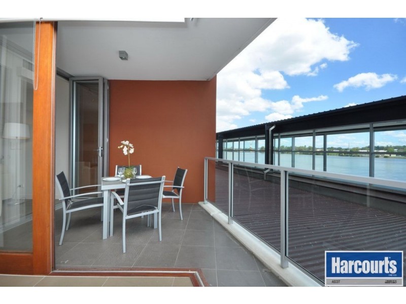 301/35 Harbour Rd, Hamilton QLD 4007