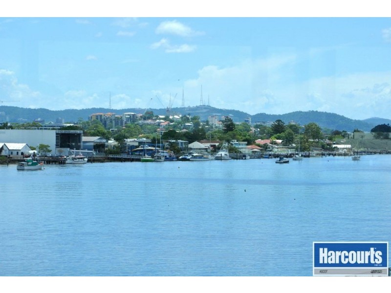301/35 Harbour Rd, Hamilton QLD 4007