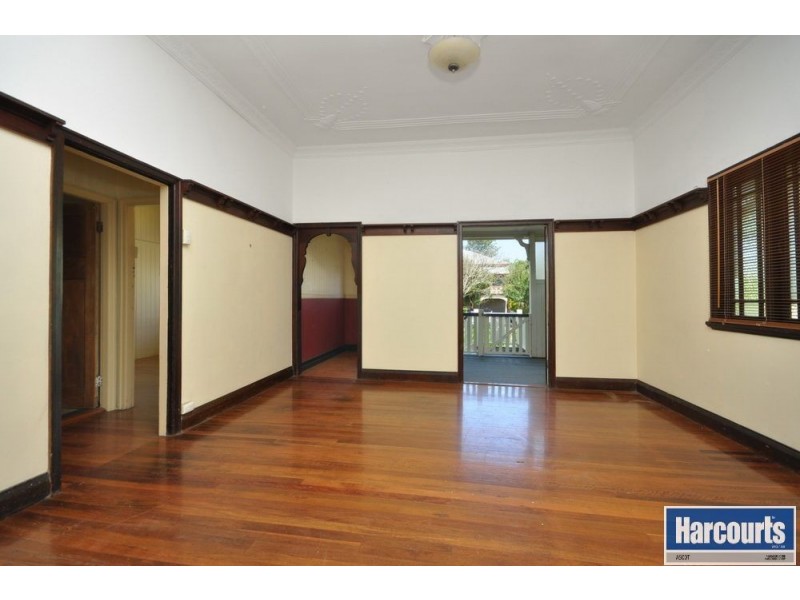 66 Winchester Street, Hamilton QLD 4007