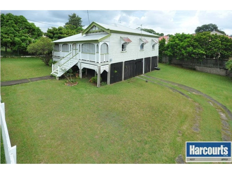 42 Willmington Street, Wooloowin QLD 4030