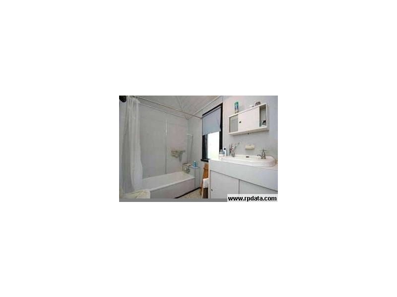 42 Willmington Street, Wooloowin QLD 4030