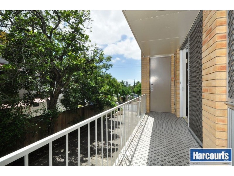 2/82 Racecourse Rd, Ascot QLD 4007
