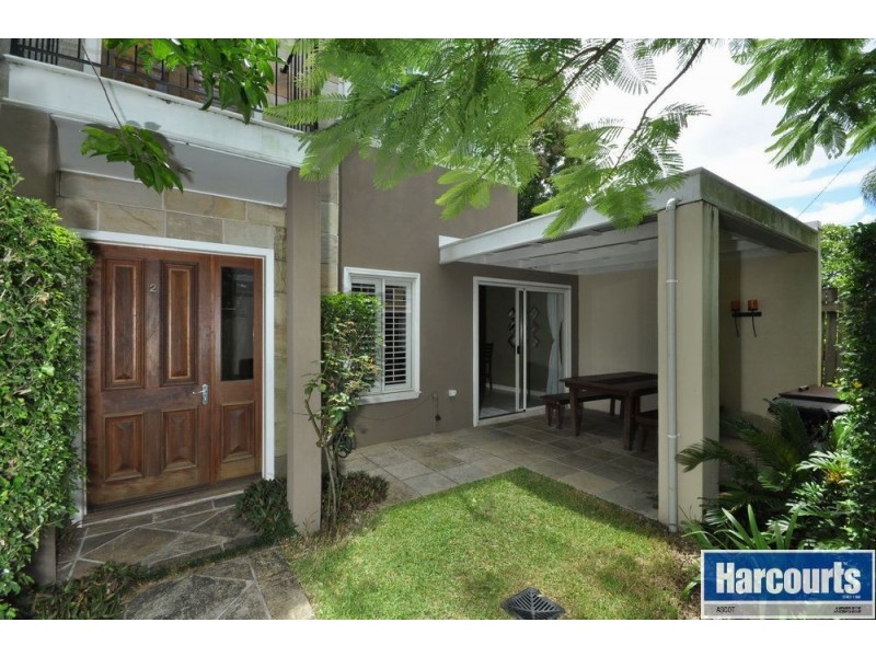 2/82 Jackson Street, Hamilton QLD 4007