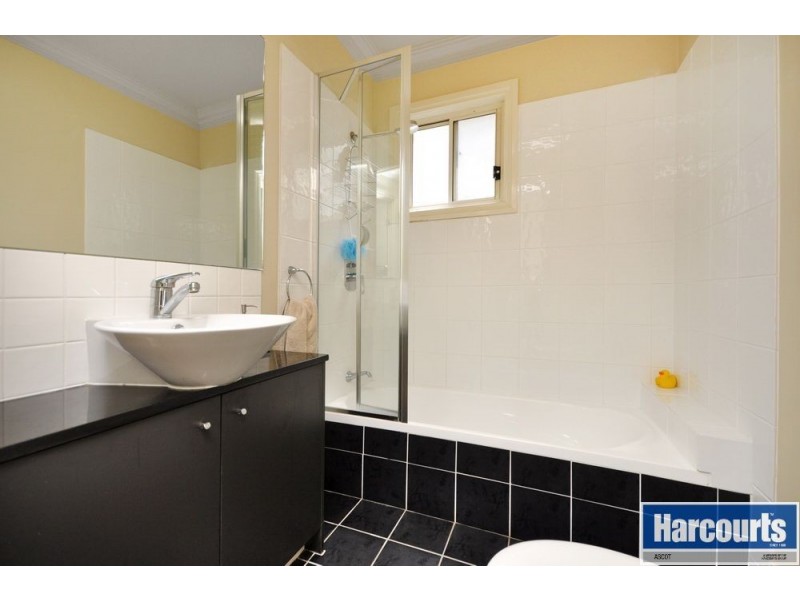 2/82 Jackson Street, Hamilton QLD 4007