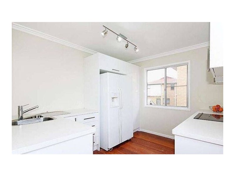 28 Winifred St, Clayfield QLD 4011