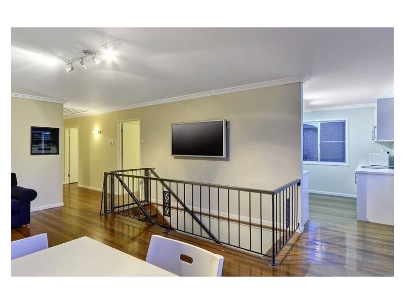 28 Winifred St, Clayfield QLD 4011