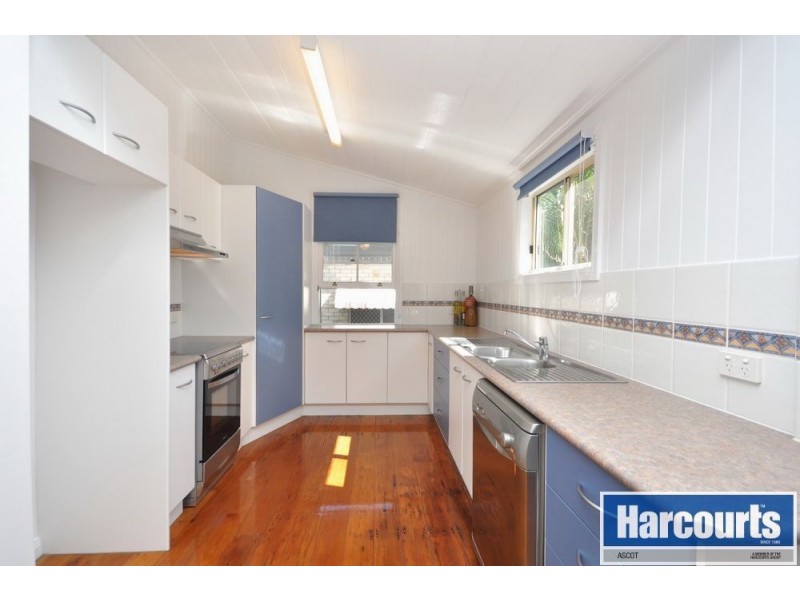 36 Ada Street, Windsor QLD 4030