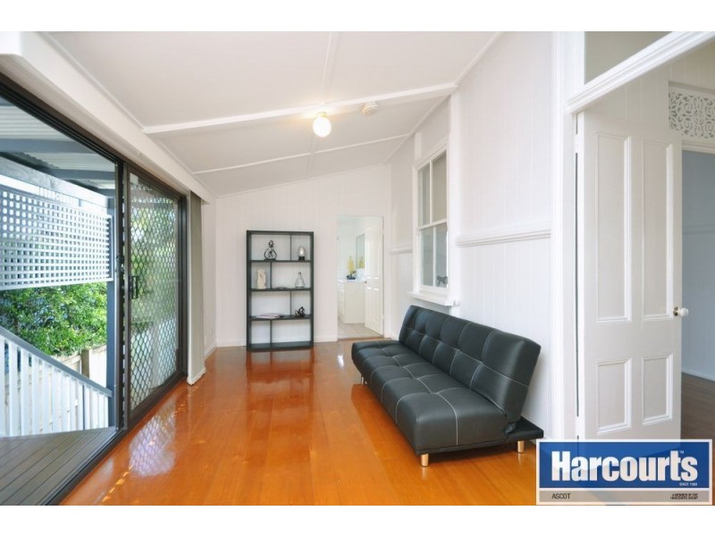 36 Ada Street, Windsor QLD 4030