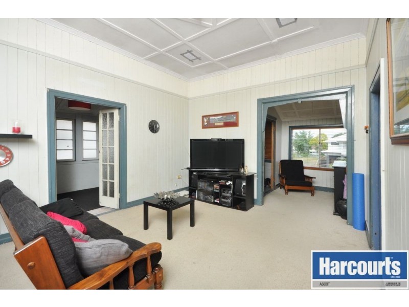 22 Webster Avenue, Hendra QLD 4011