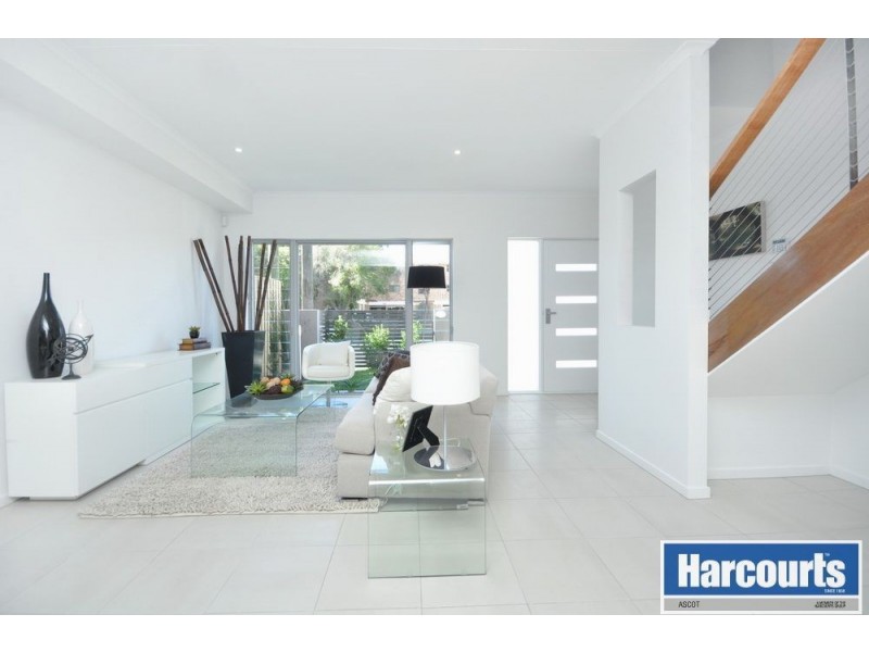 8 Silva Street, Ascot QLD 4007