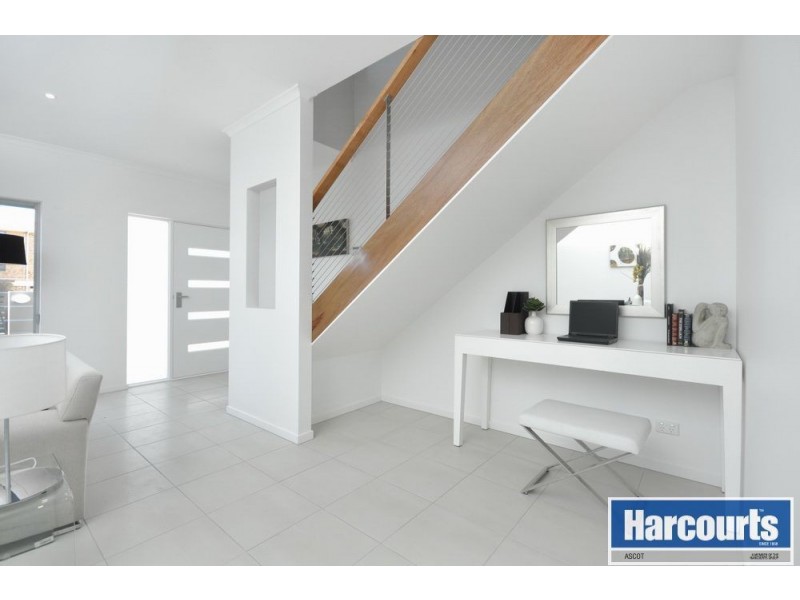 8 Silva Street, Ascot QLD 4007