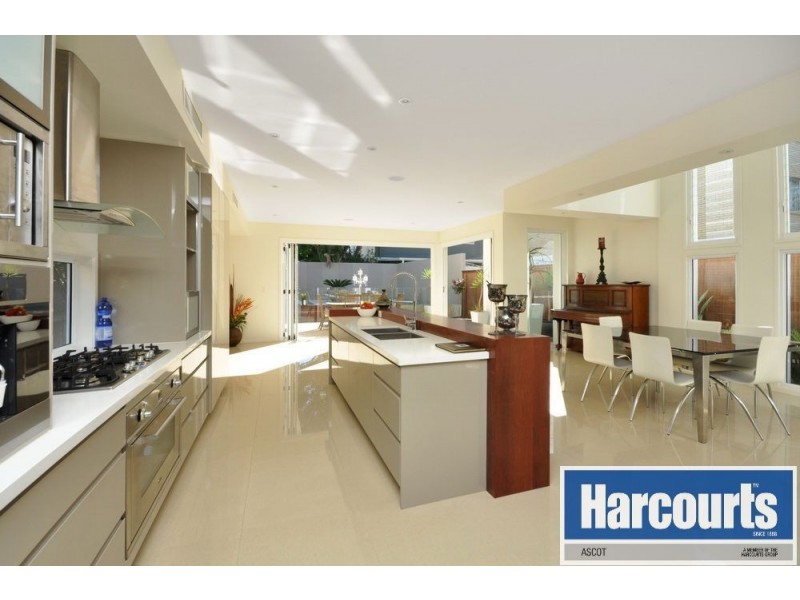 32 Vine Street, Ascot QLD 4007