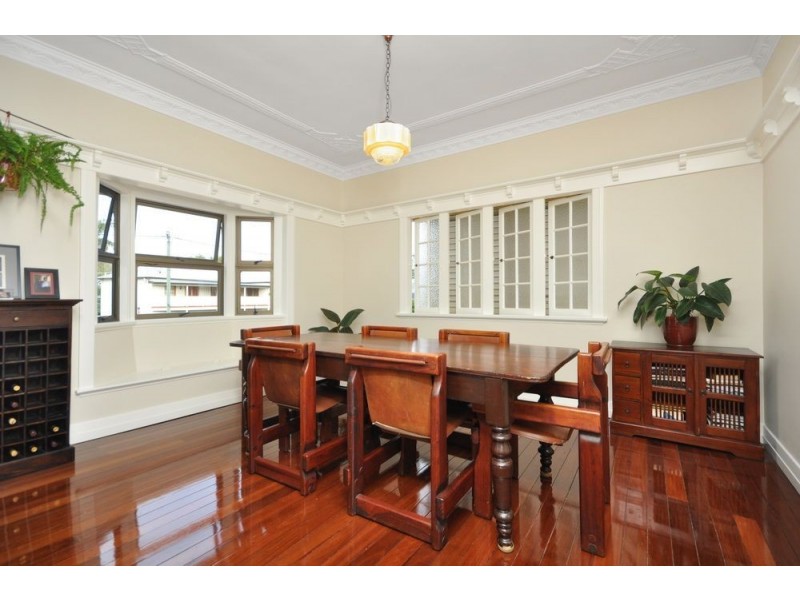 10 Eveleigh Street, Wooloowin QLD 4030