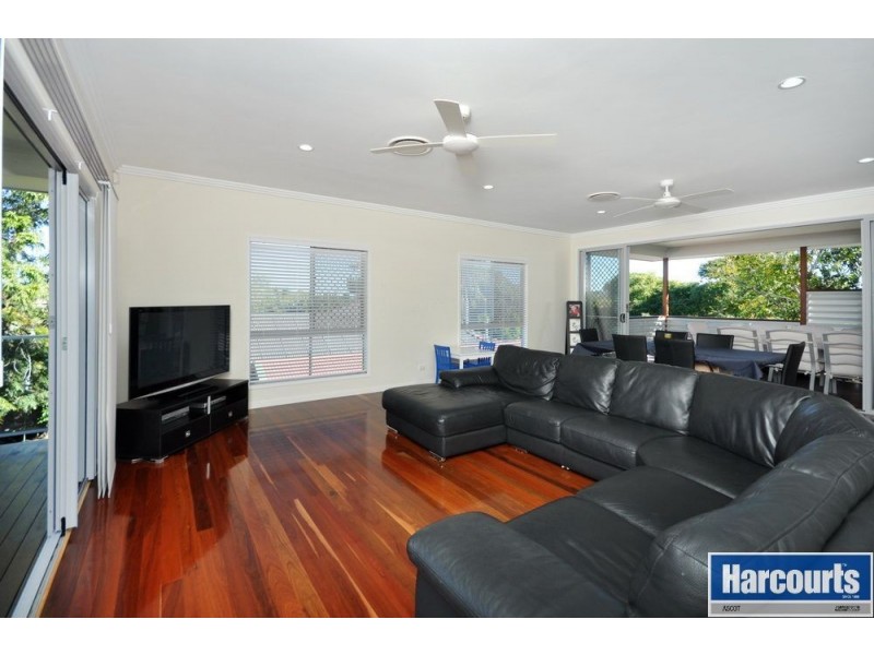 3 Telopia Avenue, Wavell Heights QLD 4012