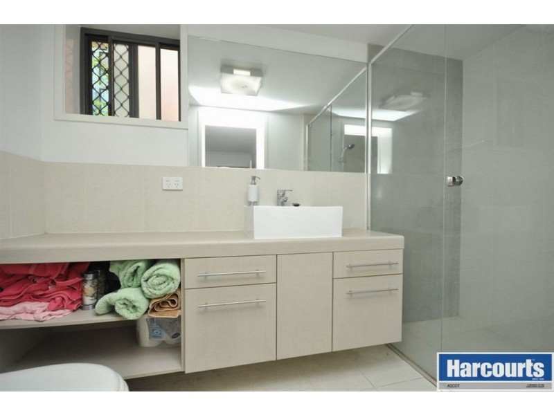 1/60 Beatrice Terrace, Ascot QLD 4007