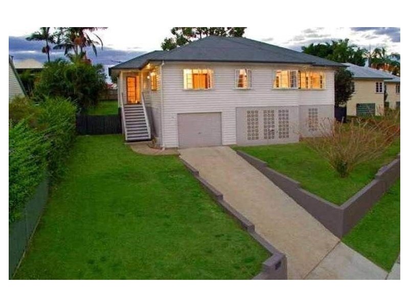 278 Edinburgh Castle Road, Wavell Heights QLD 4012