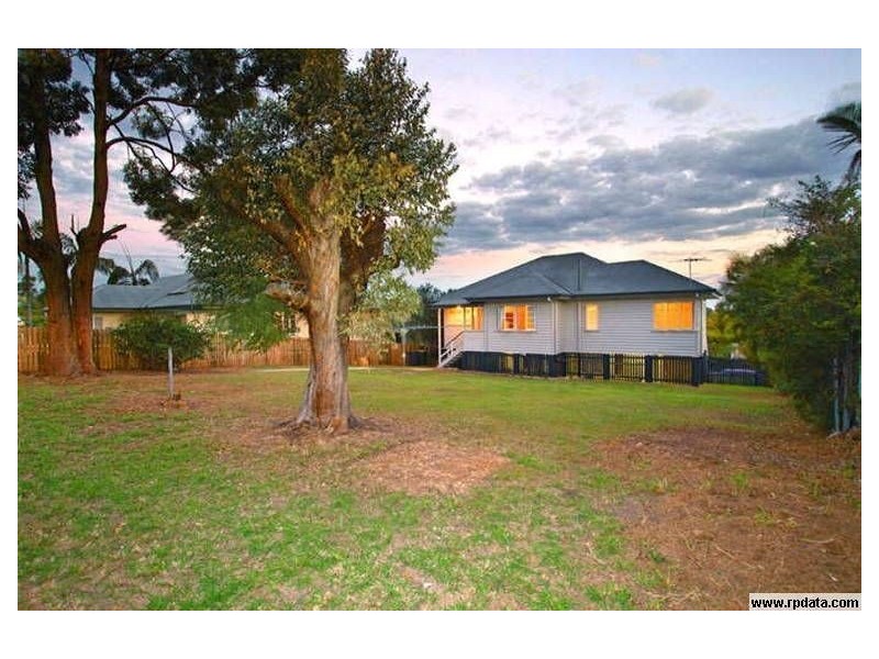 278 Edinburgh Castle Road, Wavell Heights QLD 4012