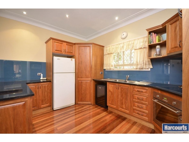 32 Watcombe Street, Wavell Heights QLD 4012