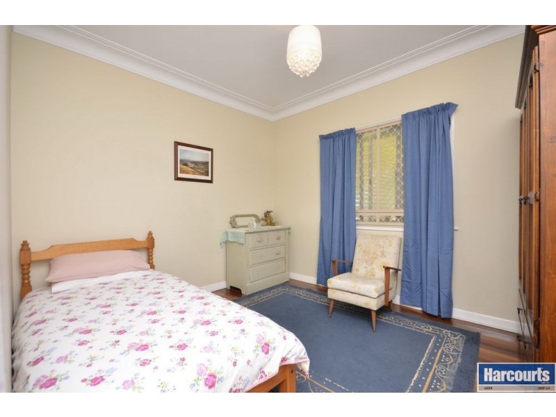 32 Watcombe Street, Wavell Heights QLD 4012