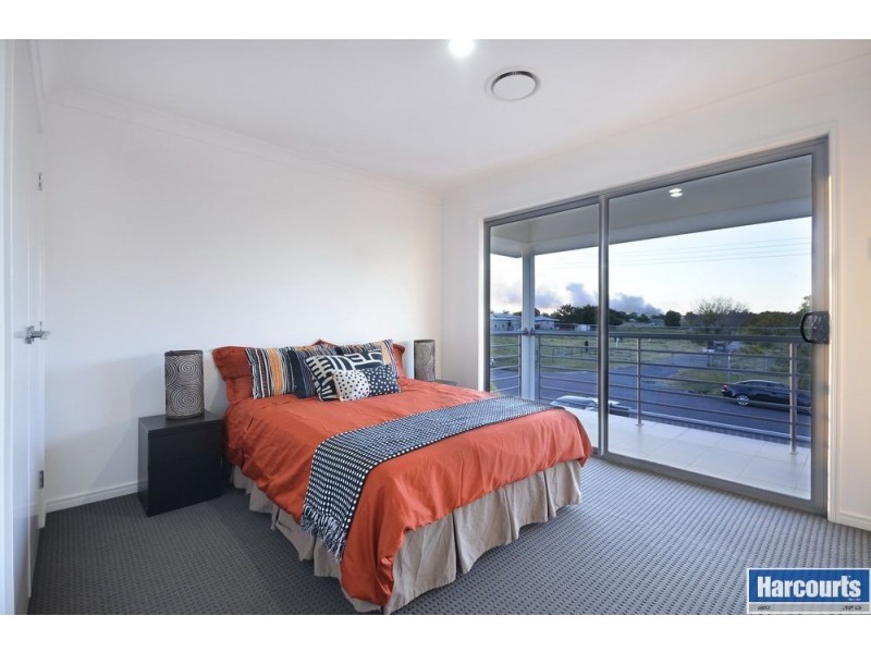 119 Raceview Avenue, Hendra QLD 4011