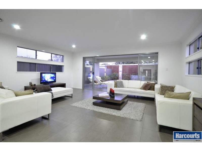 119 Raceview Avenue, Hendra QLD 4011