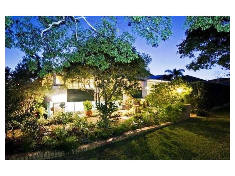 17 Ross Street, Northgate QLD 4013