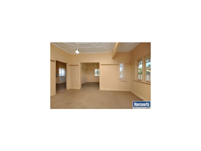 60 Gordon Street, Hendra QLD 4011